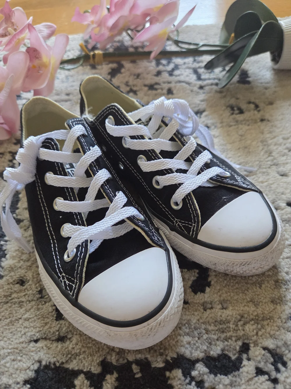 Converse Chuck Taylor All Star Sneakers Youth Size 13 Low Top